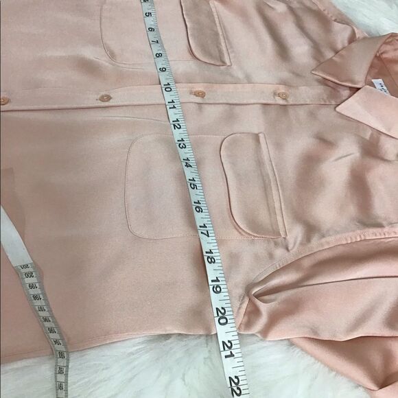 Equipment Satin Silk Signature Slim Blouse New  Size Large Rose New Size Large - Picture 5 of 8